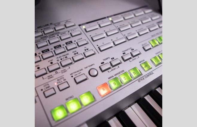 Used Yamaha Tyros 2 Keyboard With MS02 Speakers (SN:GBRXT2807) - Image 10